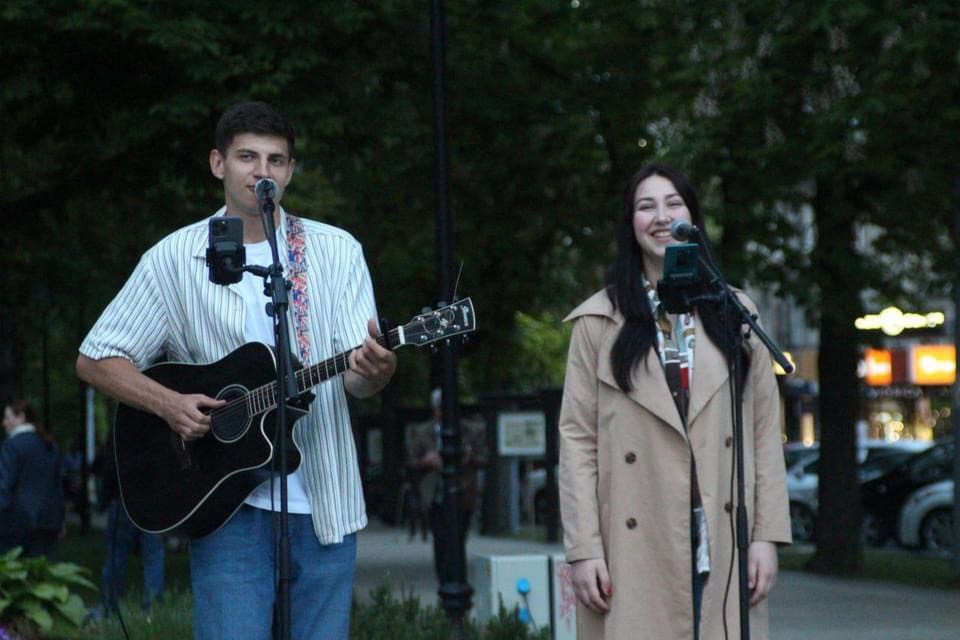 Echipa Infolence invită doritorii la un concert dedicat solidarității față de refugiații ucraineni. Evenimentul se va desfășura la ASEM