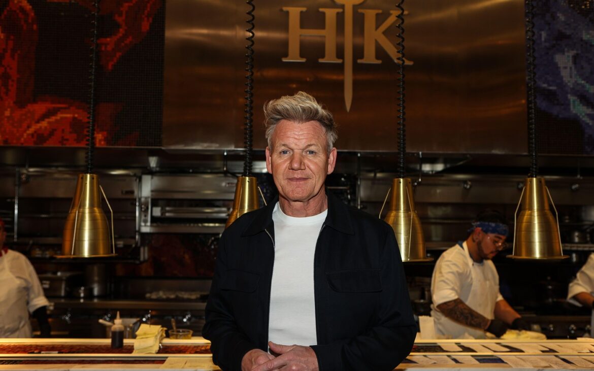 Metoda bizară cu care slăbește Gordon Ramsay. Ce-și gătește zilnic să arate în cea mai bună formă, la 58 de ani