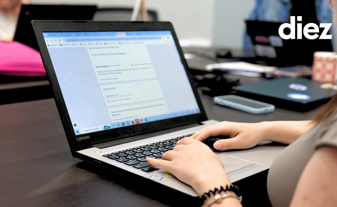 Ce este infodemia și cum poate influența modul în care ne informăm