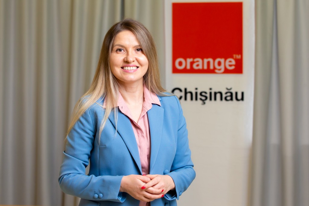 Olga-Surugiu-Orange-Moldova.jpg