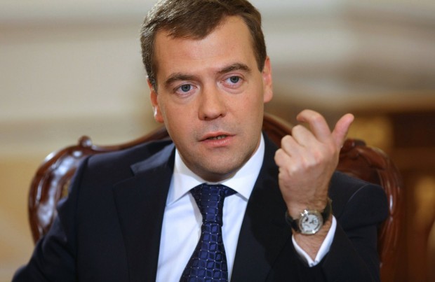 Medvedev, despre Moldova, aderarea la UE, România Mare și gaz: „Acum, poate fi sigură că nu va primi de la noi doar energie scumpă, ci deloc”