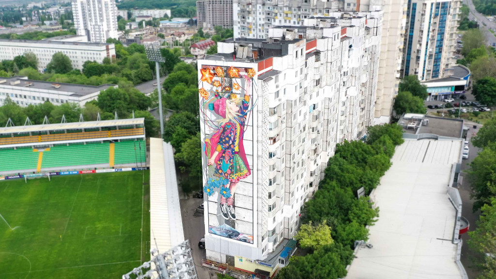 (video, foto) Cum arată pictura murală dedicată copilăriei și aspirațiilor, care a apărut pe fațada unui bloc de la Botanica