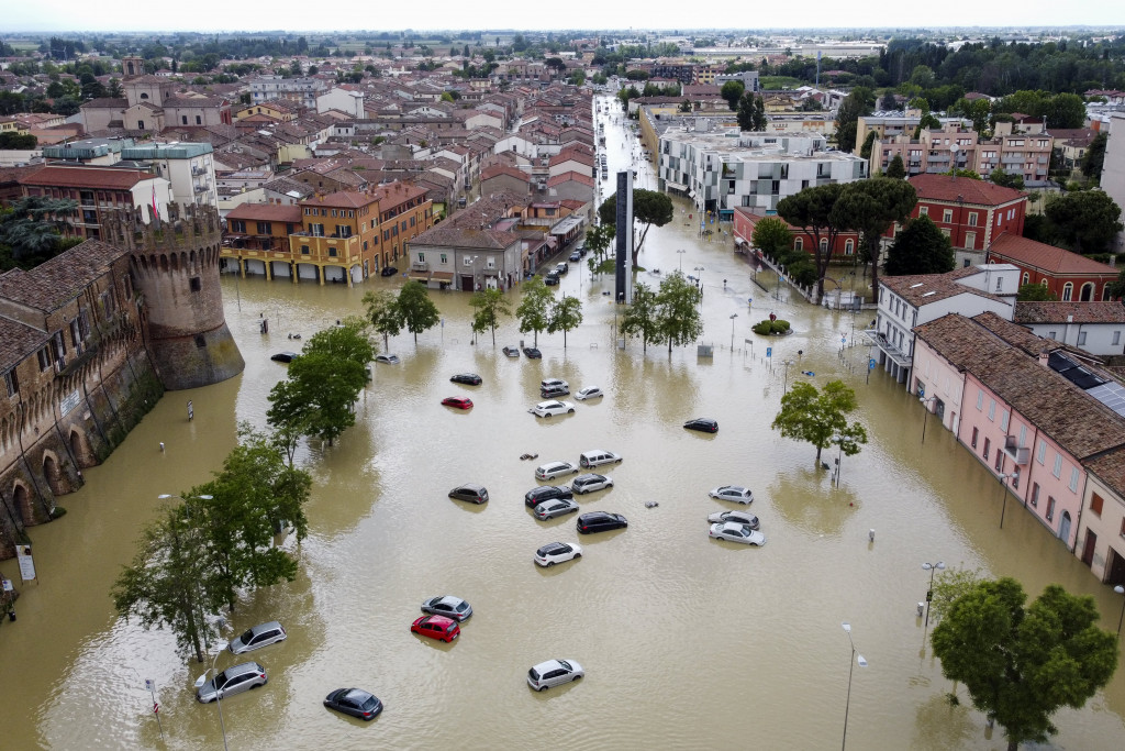 italia-inundatii2.jpeg