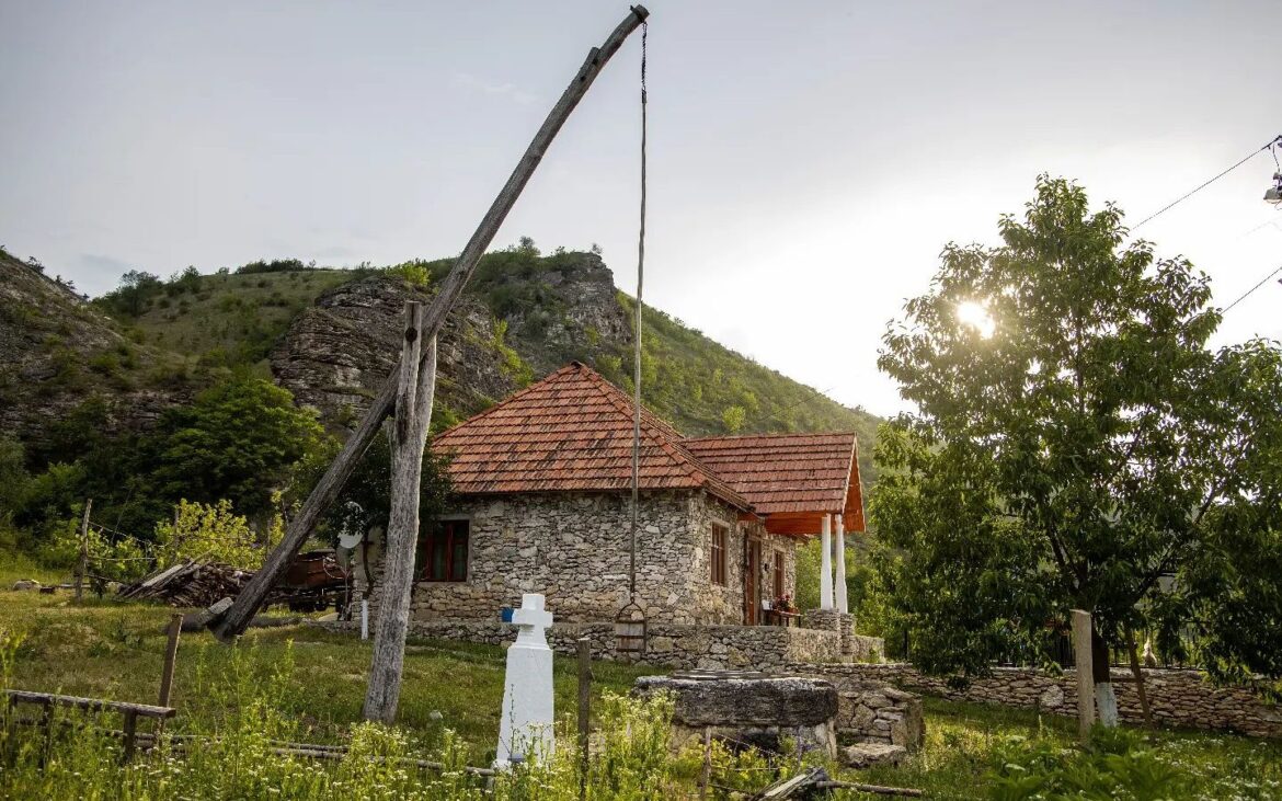 33 de pensiuni din Moldova unde să te odihnești cu persoana iubită, familia sau prietenii