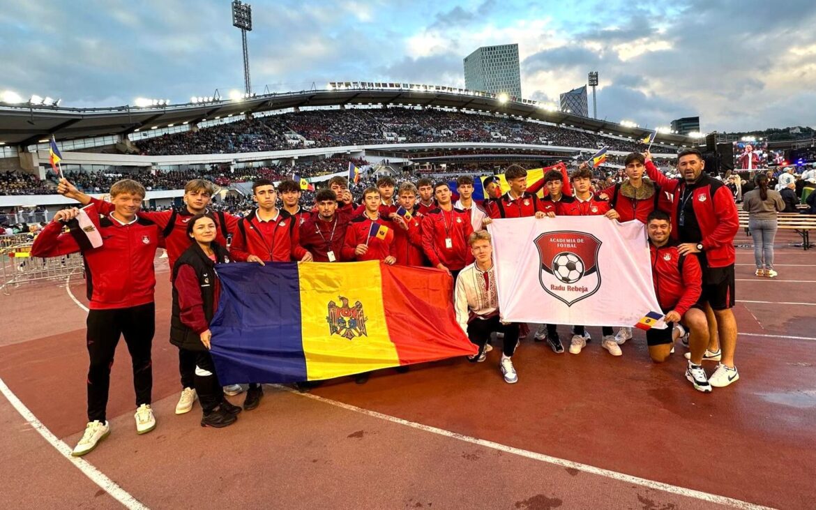 „Am lăsat o impresie bună.” Experiența unei echipe de fotbal din Moldova la cel mai mare turneu din lume destinat tinerilor