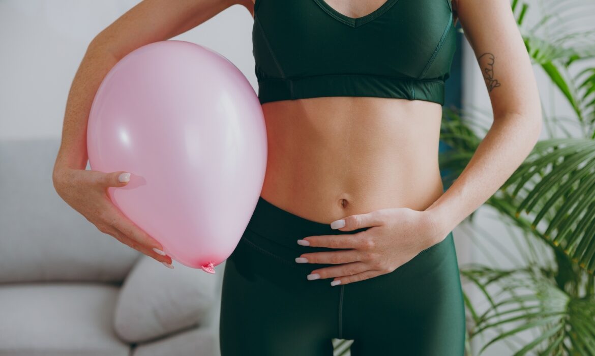 6 soluții naturale împotriva balonării. Funcționează înainte de menstruație sau după mese grele