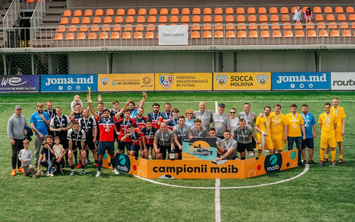 Adrenalină, goluri spectaculoase și energie pozitivă. Cum s-a desfășurat cea de-a V-a ediție a campionatului intern de minifotbal maib Football Super League