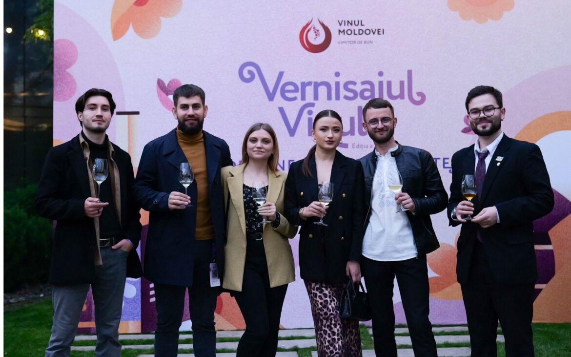 (galerie foto) Cum a fost la ediția de primăvară a Vernisajului Vinului