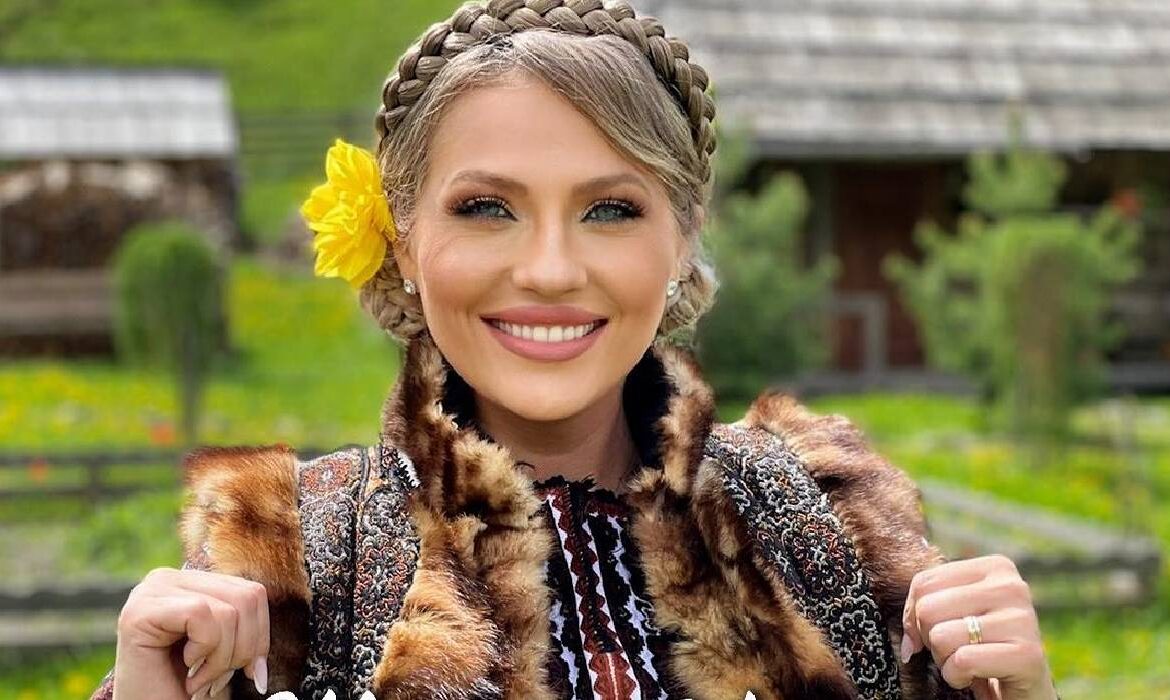 Cum arăta Mirela Vaida în perioada debutului muzical. Prezentatoarea tv cânta într-o trupă de fete