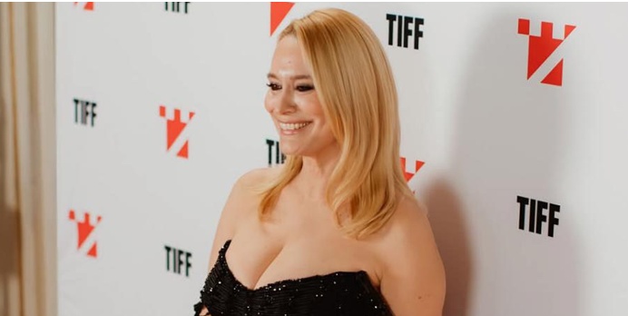 Cum arată Andreea Esca în costum de baie, la aproape 53 de ani!
