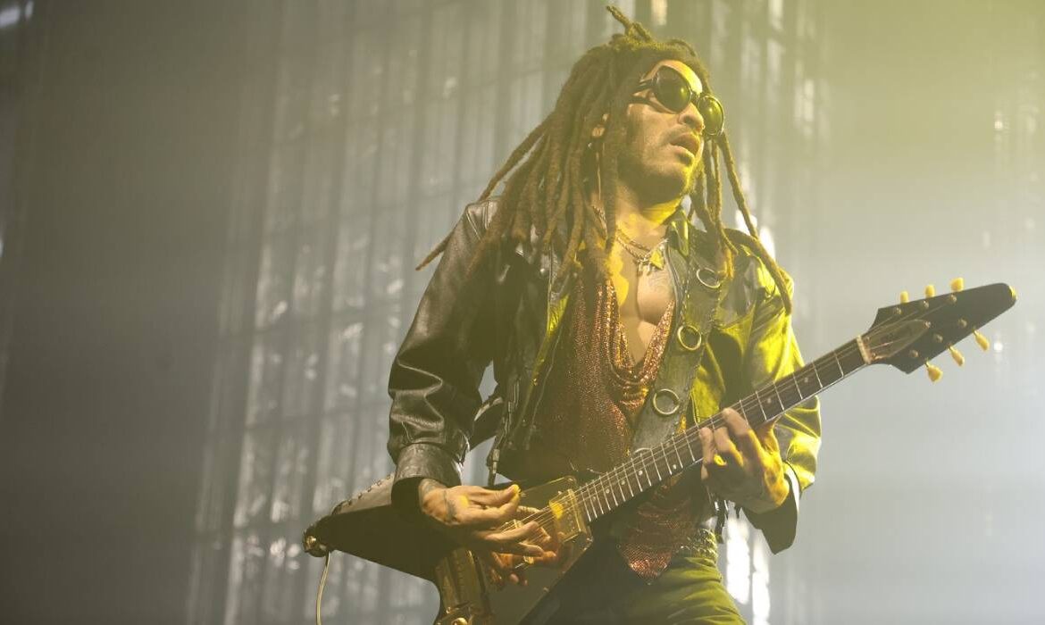 Dieta extremă pe care o ține Lenny Kravitz la 61 de ani. „Sunt foarte atent la ce introduc în corpul meu și la cum am grijă de el”
