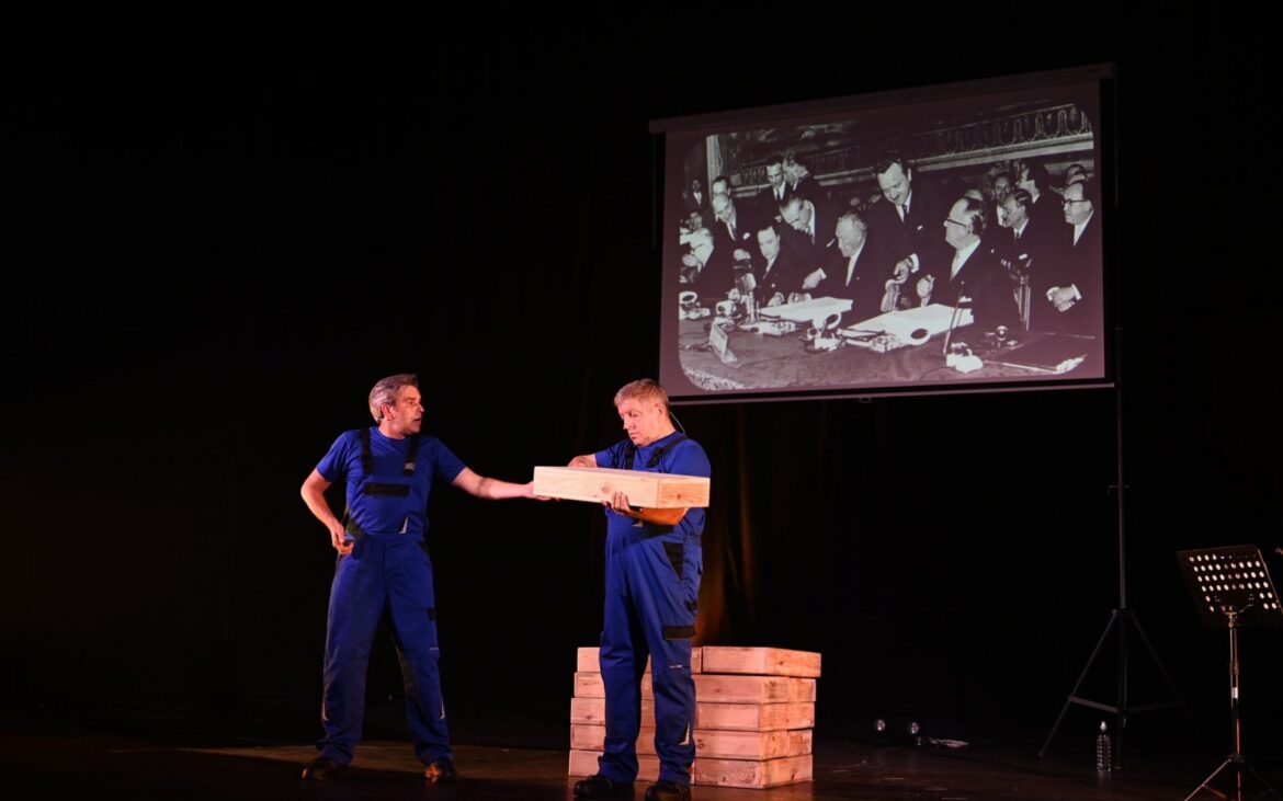 Spectacolul „Aceasta este Europa” pornește în turneu național. În ce localități din Moldova va fi jucată piesa de teatru