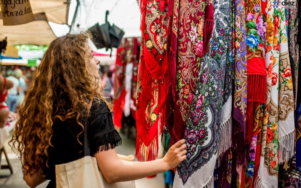 Lucrezi la un proiect care va aduce arta în comunitatea ta? Programul „Acces la cultură” îți oferă suport financiar și logistic