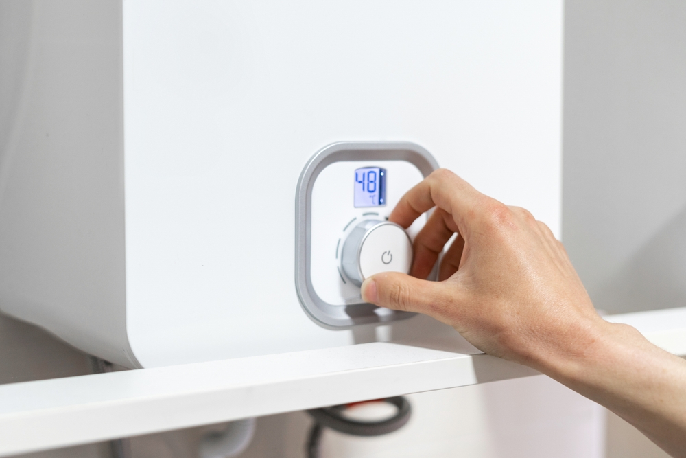 Cât consumă o centrală electrică pe zi sau pe lună? Tot ce trebuie să știi înainte să o alegi