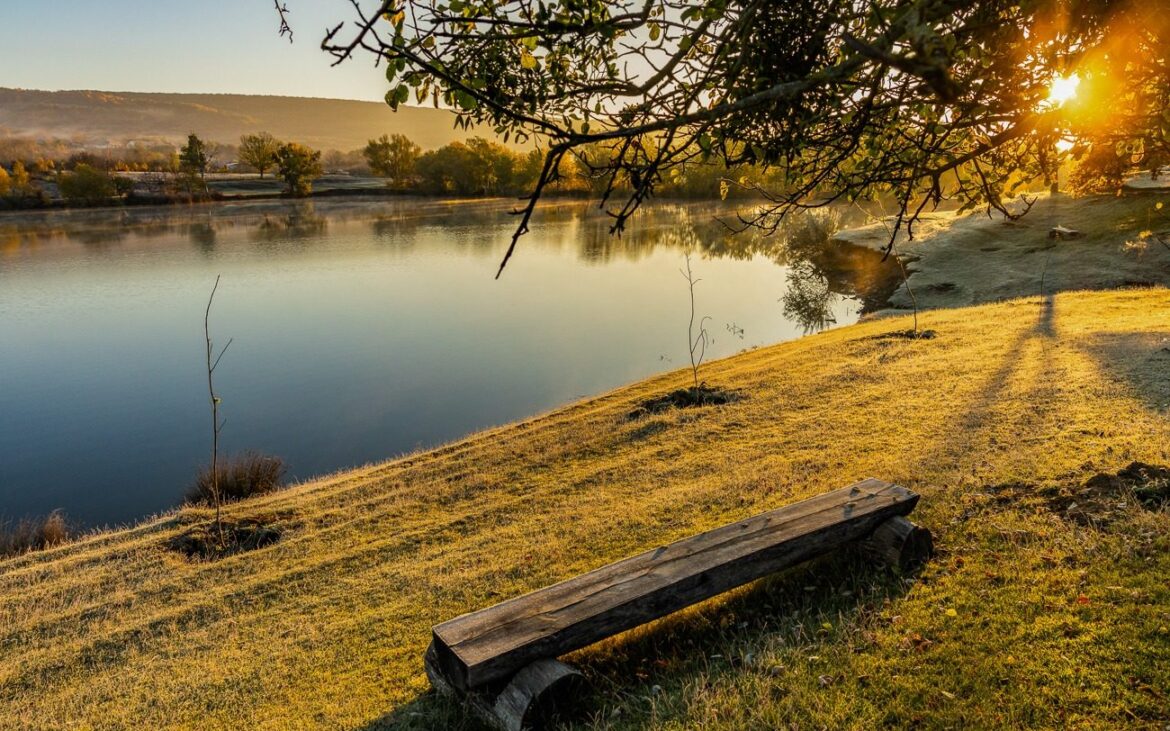 A început competiția „Destinația Anului 2026” din Moldova și România. Propune o locație care crezi că merită acest titlu