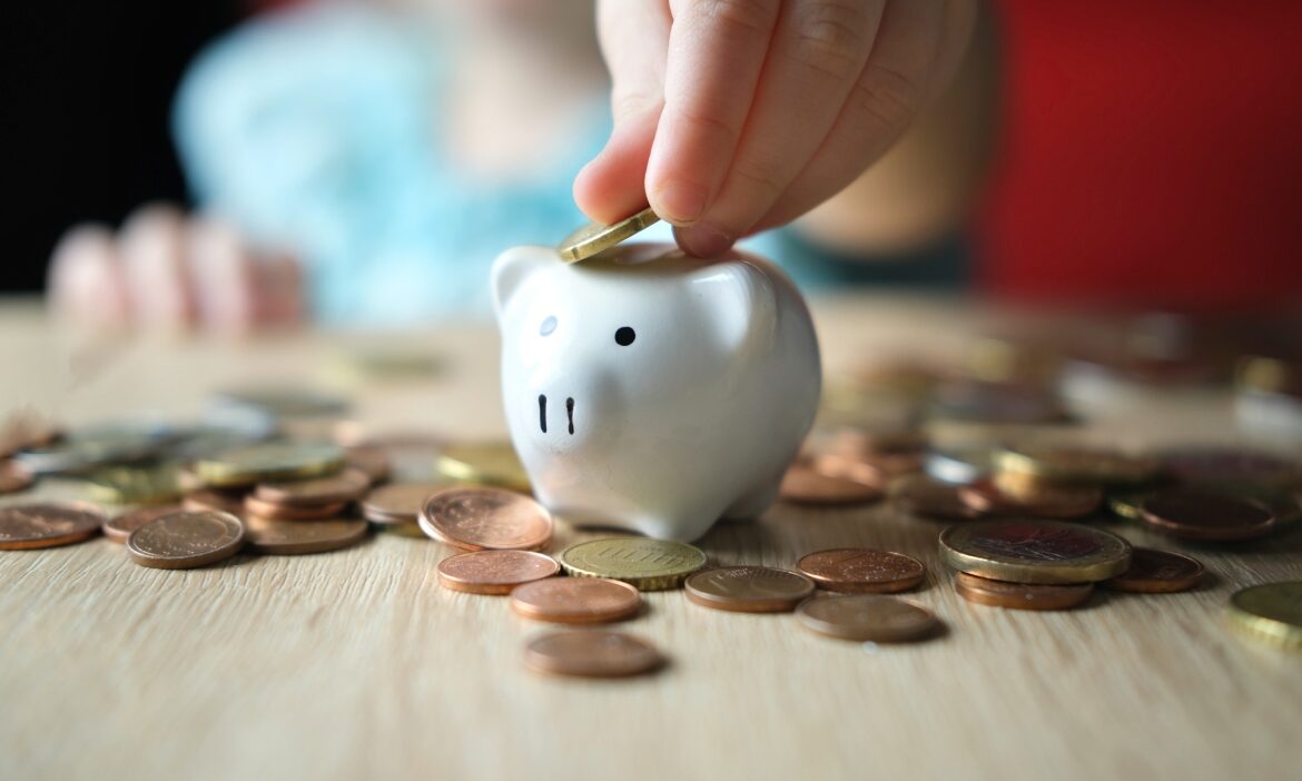 Obiectele din casă care aduc ghinion la bani. Scapă de ele și vei vedea schimbări imediat