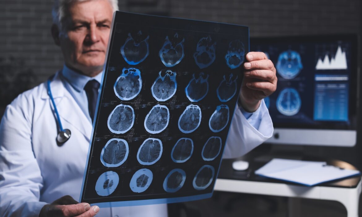 Semnul subtil al demenței. Primul simptom nu e pierderea memoriei