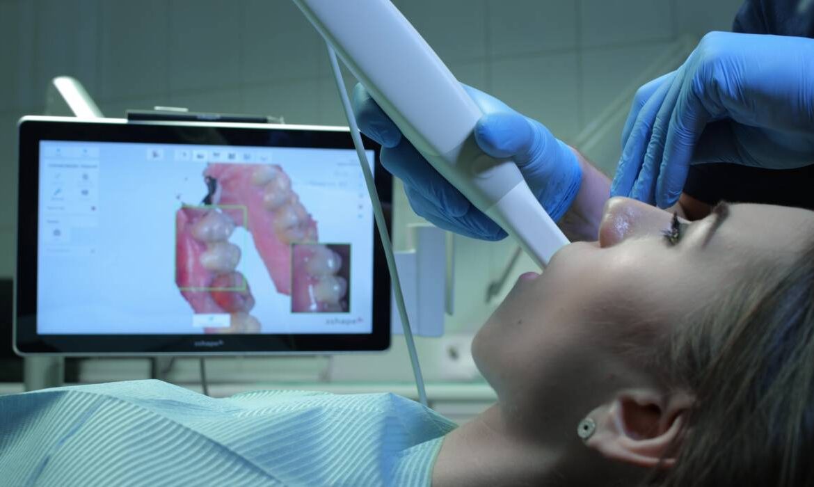 Stomatologia fără frică și cu rezultate reale. „Când pacientul înțelege pas cu pas ce urmează, anxietatea dispare”