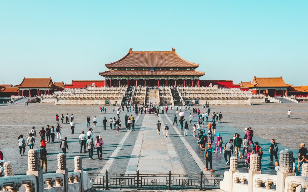 Burse pentru studii de licență, masterat și doctorat în China. Ce acte trebuie să conțină dosarul și unde îl poți depune