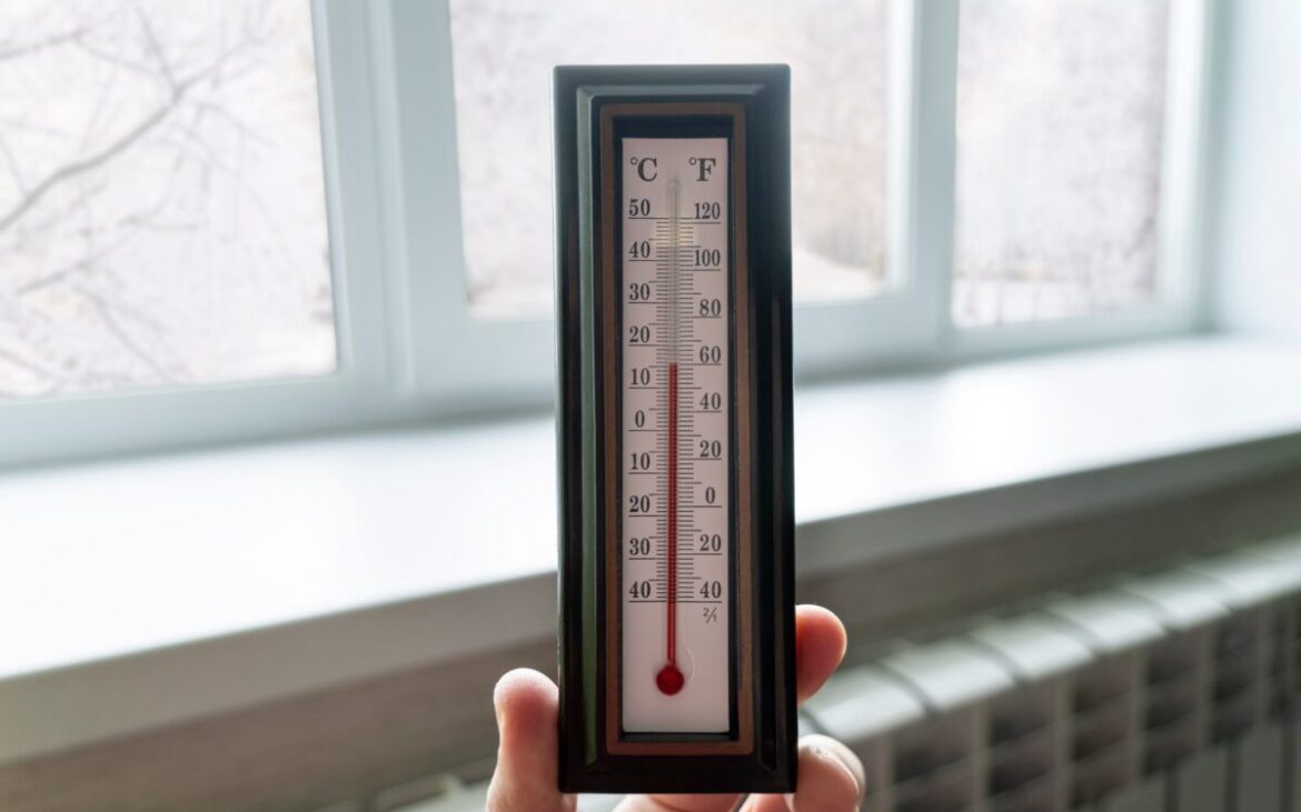 Top greșeli care îți fac casa să pară rece. Cum să o faci mai călduroasă, în timpul iernii?