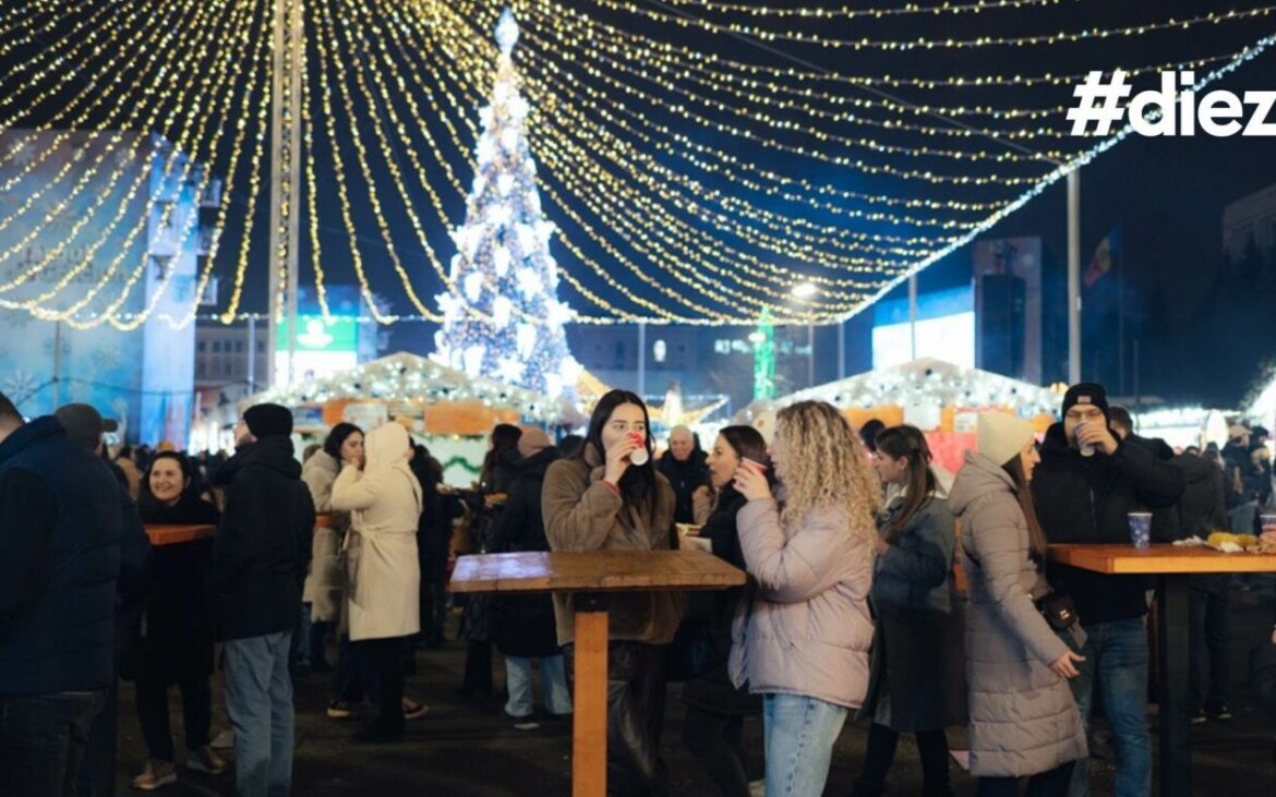 (galerie foto) Cum arată Târgul de Crăciun din Chișinău în 2025