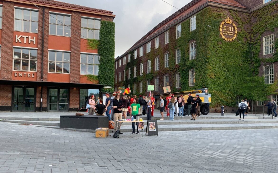 Cinci oportunități destinate studenților, al căror termen-limită pentru înregistrare expiră în luna decembrie