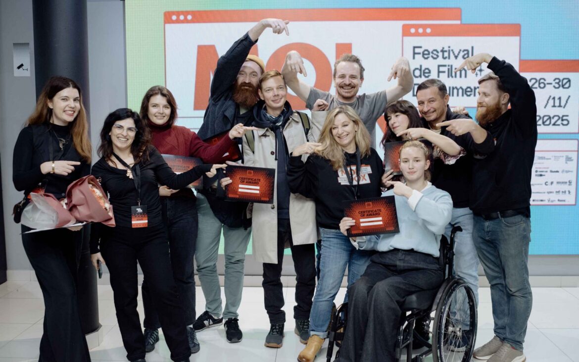 MoldoxLab 2025: patru ateliere intensive, peste 25 de tineri creatori și premii europene pentru documentarele sociale moldovenești
