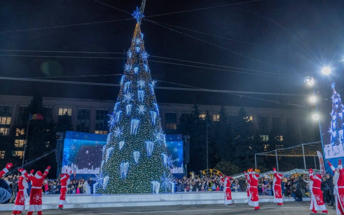 Cine sunt artiștii care vor evolua la concertul de revelion din Piața Marii Adunări Naționale