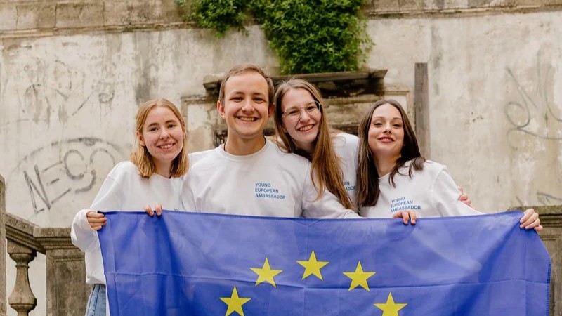 Tinerii Ambasadori Europeni te invită la un quiz dedicat culturii țărilor europene. Accesul este liber