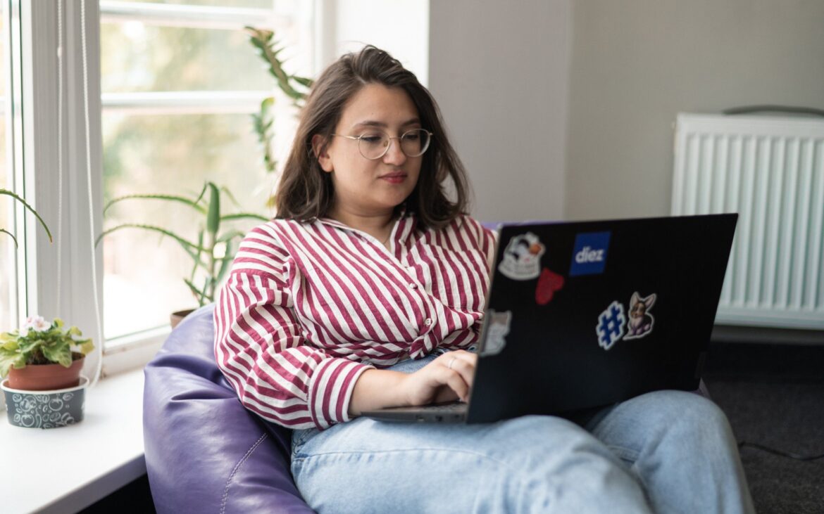 #diez angajează. Căutăm coleg(ă) în echipa de vânzări și relații cu clienții