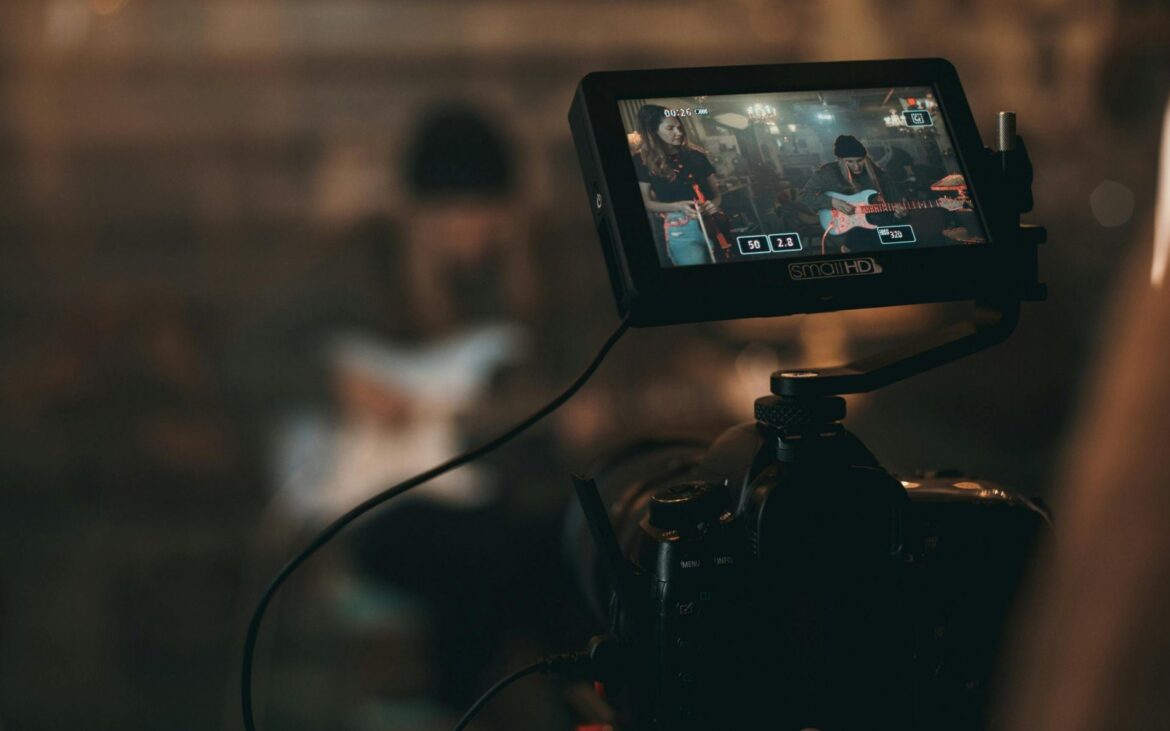 Cineaștii moldoveni au ocazia să participe la un festival de film din Marsilia, Franța. Cum pot fi înscrise lucrările