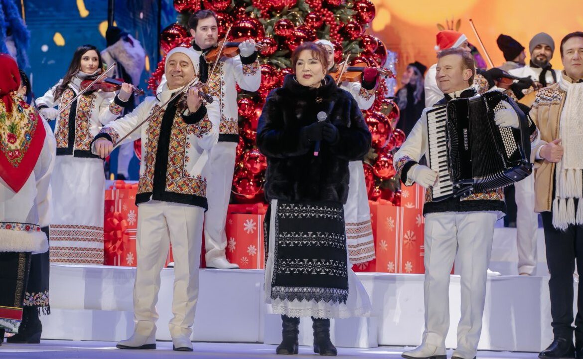 Care este programul spectacolului de Crăciun organizat în capitală