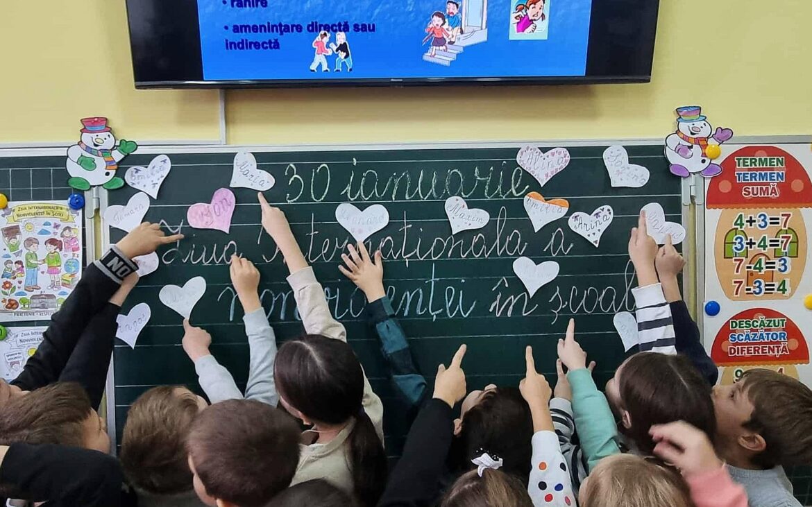 Câștigă 18.000 de lei pentru o campanie menită să combată violența din școala ta. Care sunt condițiile de participare