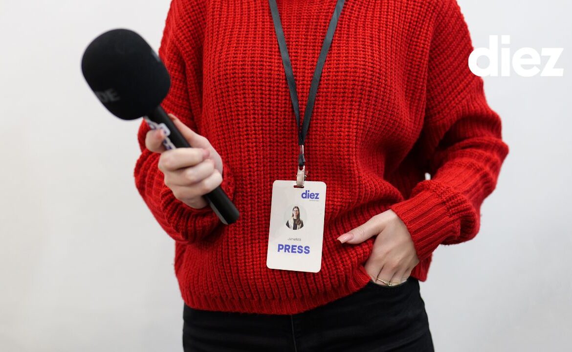 Participă la un program de instruire în domeniul alfabetizării media și beneficiază de o bursă de 100 de euro. Cum te poți înscrie