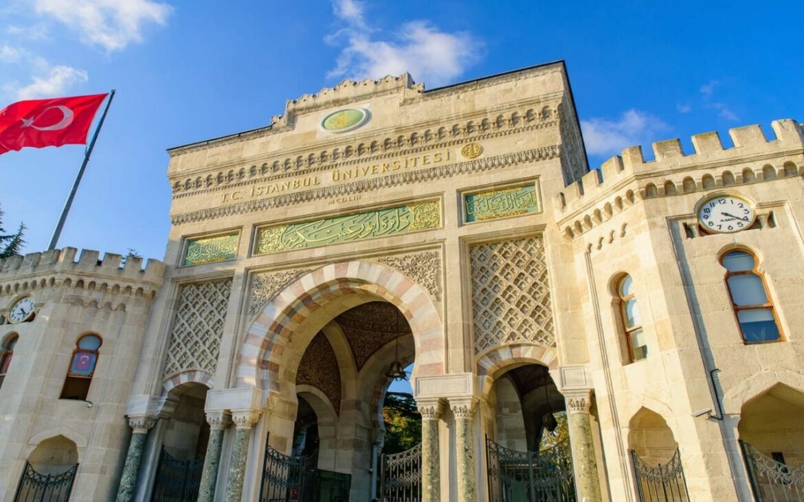 Turcia a anunțat startul înscrierilor la programul de burse de stat Türkiye Scholarships. Pot aplica și tinerii din Moldova