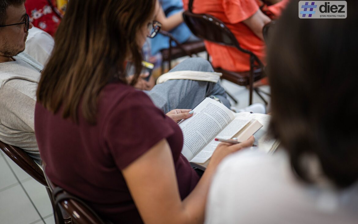 Un corp ca o închisoare, dorințe erotice și „inimi cicatrizate”. La întâlnirea Clubului de carte din martie discutăm despre romanul lui Max Blecher