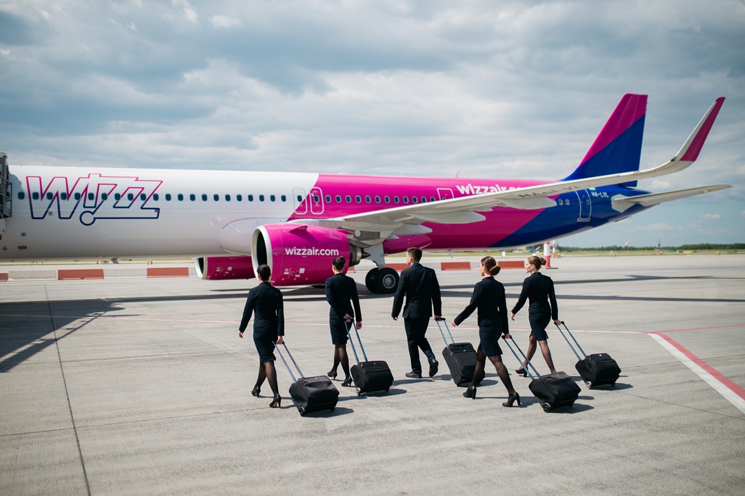 Wizz Air recrutează noi însoțitori de bord în Republica Moldova. Vezi ce presupune această profesie