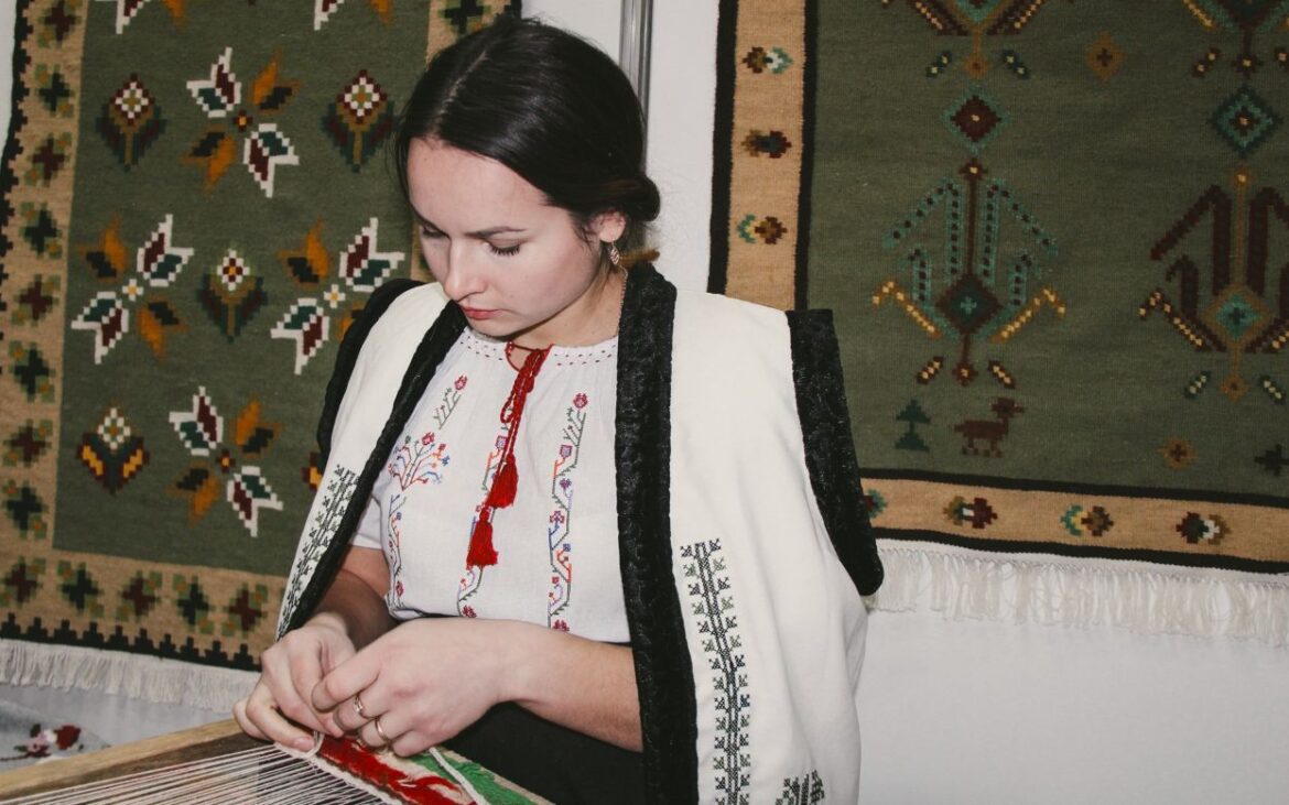 Oportunitate pentru managerii instituțiilor culturale. Pot participa la o școală de vară dedicată dezvoltării proiectelor culturale