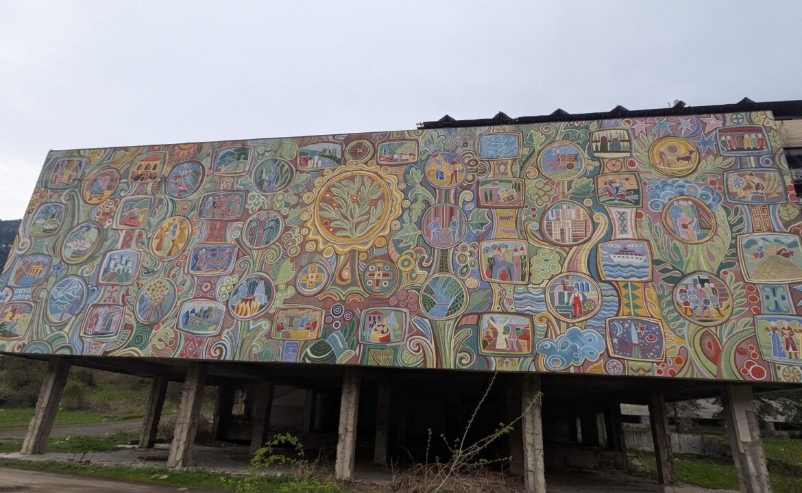 „Concrete Wastelands” sau cum poți contribui la salvarea patrimoniului socialist din Moldova