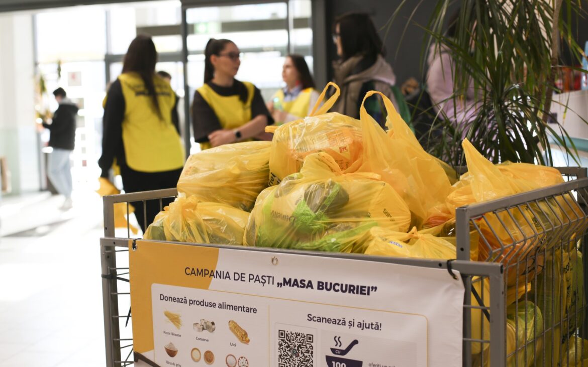 Diaconia te invită la Masa Bucuriei. În această sâmbătă, participă la colecta națională de alimente în sprijinul bătrânilor