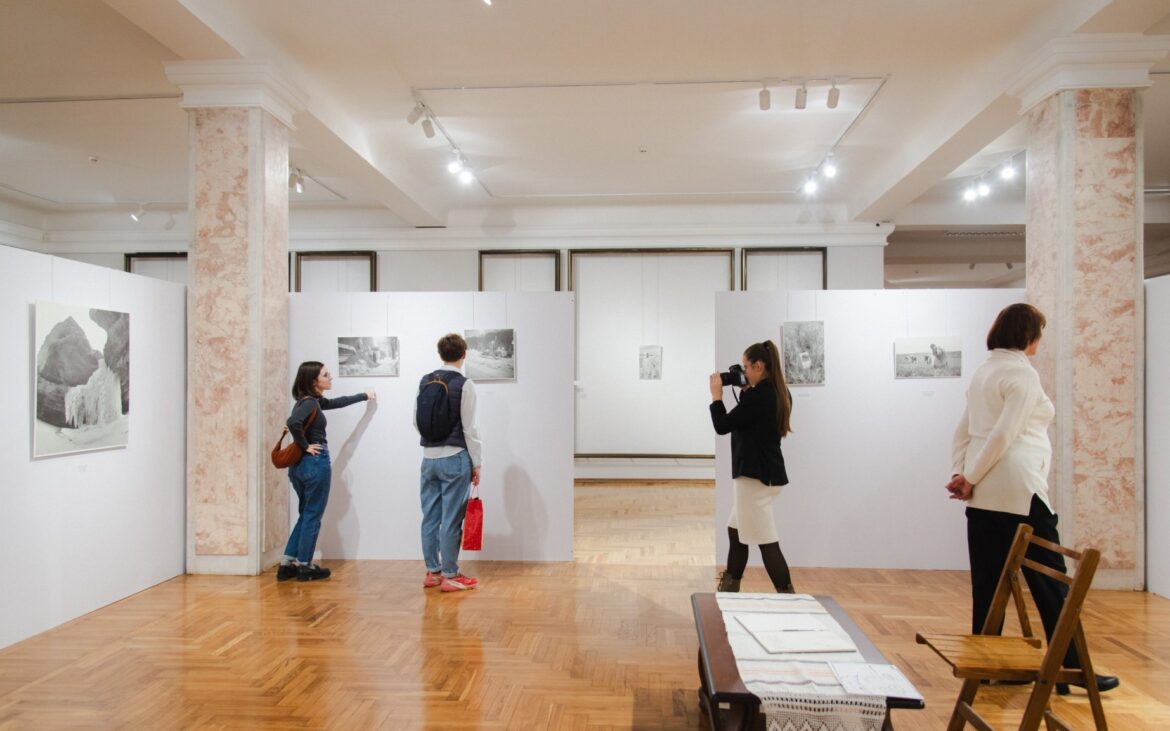 Învață să dansezi afro, mergi la un spectacol sau la clubul de carte #diez. Evenimente la care să participi în săptămâna 20-26 aprilie