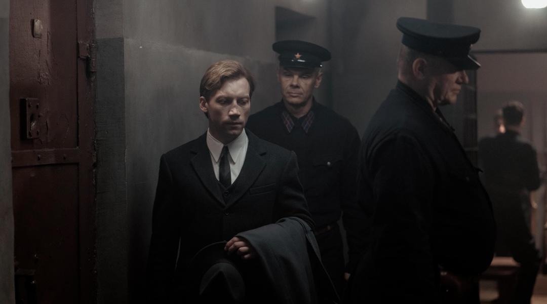 Hai la film! CineMai revine în acest an cu două proiecții care vor fi analizate de Anton Dolin