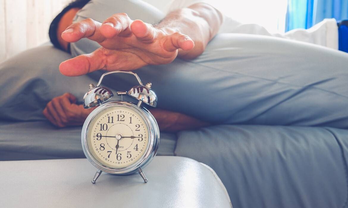 La ce oră trebuie să te culci dacă vrei să te trezești la ora 6:00, 7:00 sau 8:00, fără să te simți obosit