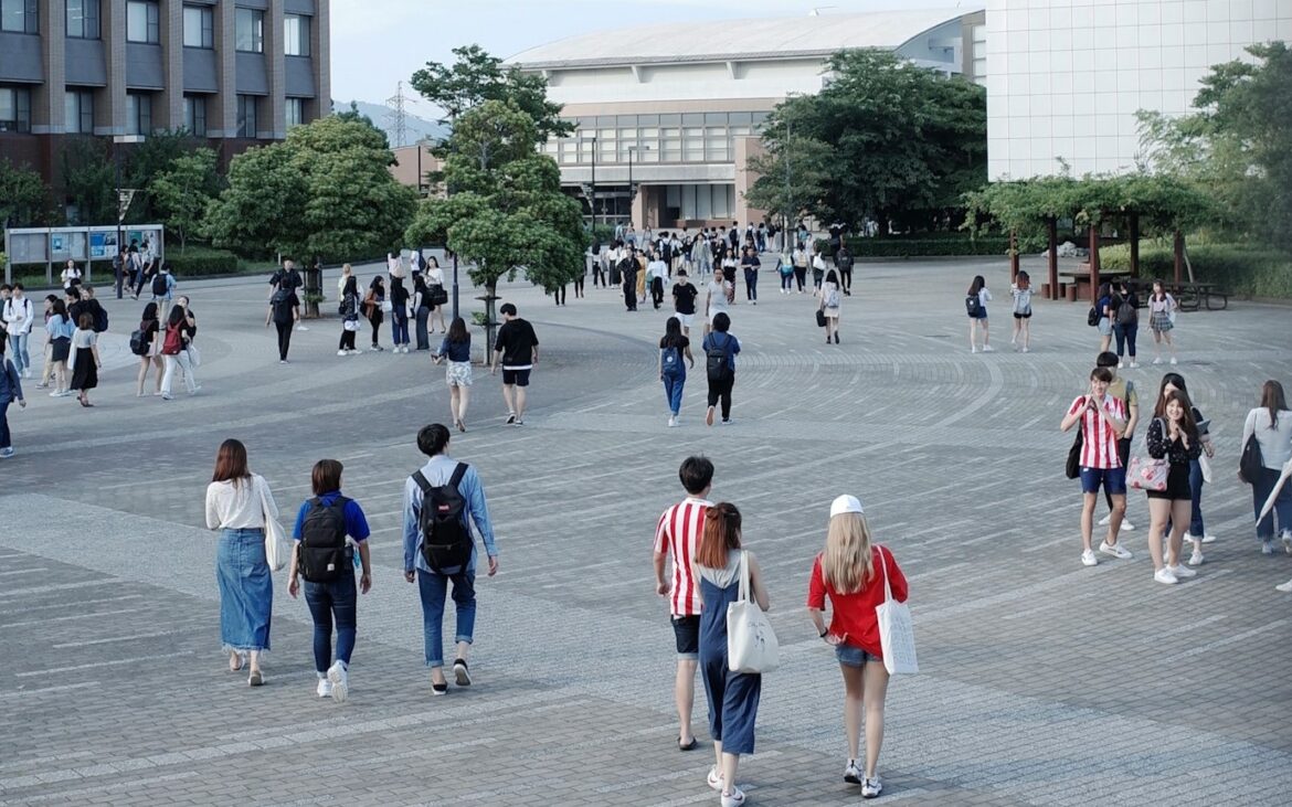 Câștigă o bursă de peste 16.000 de lei pentru studii de doctorat în Japonia. Ce criterii de înscriere trebuie să îndeplinești