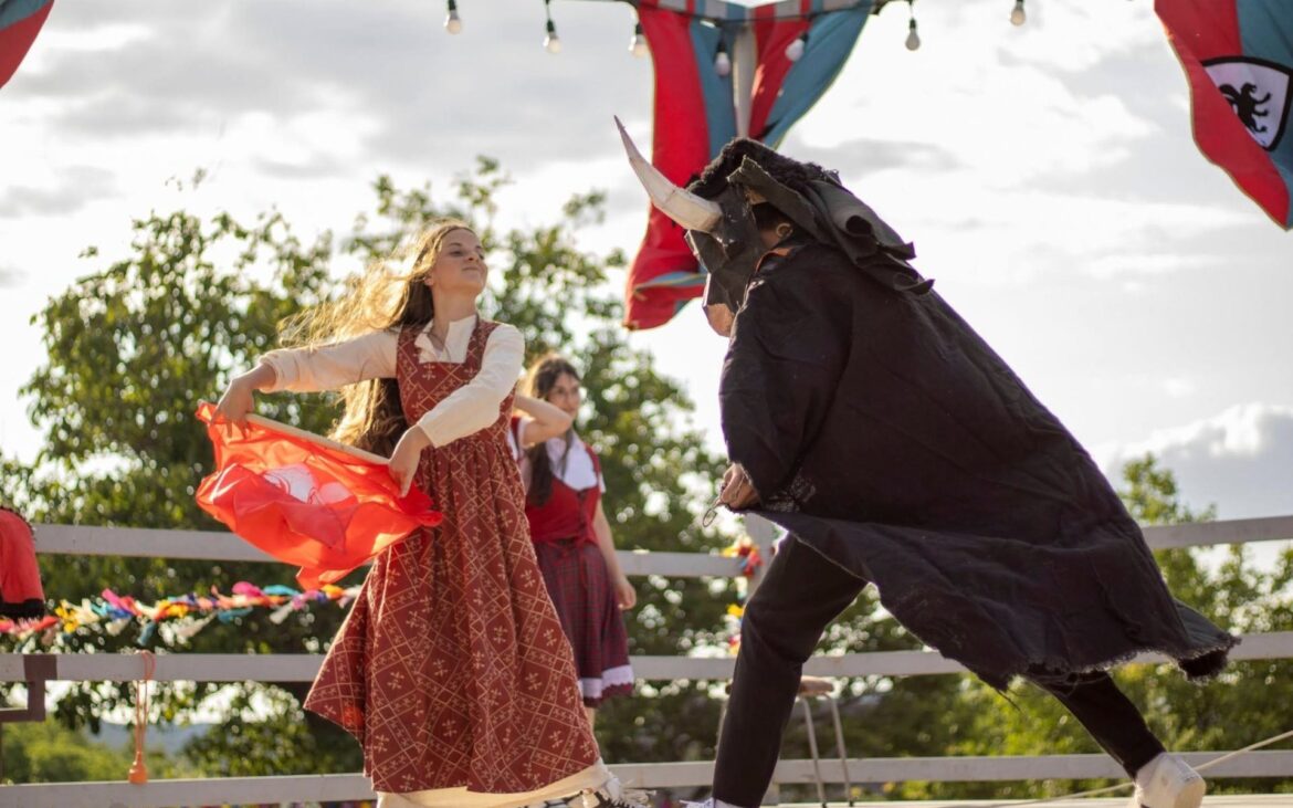 Descoperă atmosfera Evului Mediu la „Carnavalul Medieval”. Vezi care este programul
