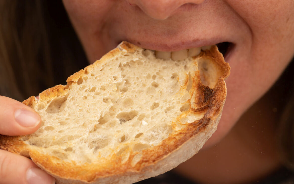 Alimentul pe care milioane de români îl consumă zilnic poate avea un indice glicemic mai mic. Secretul explicat de specialiști
