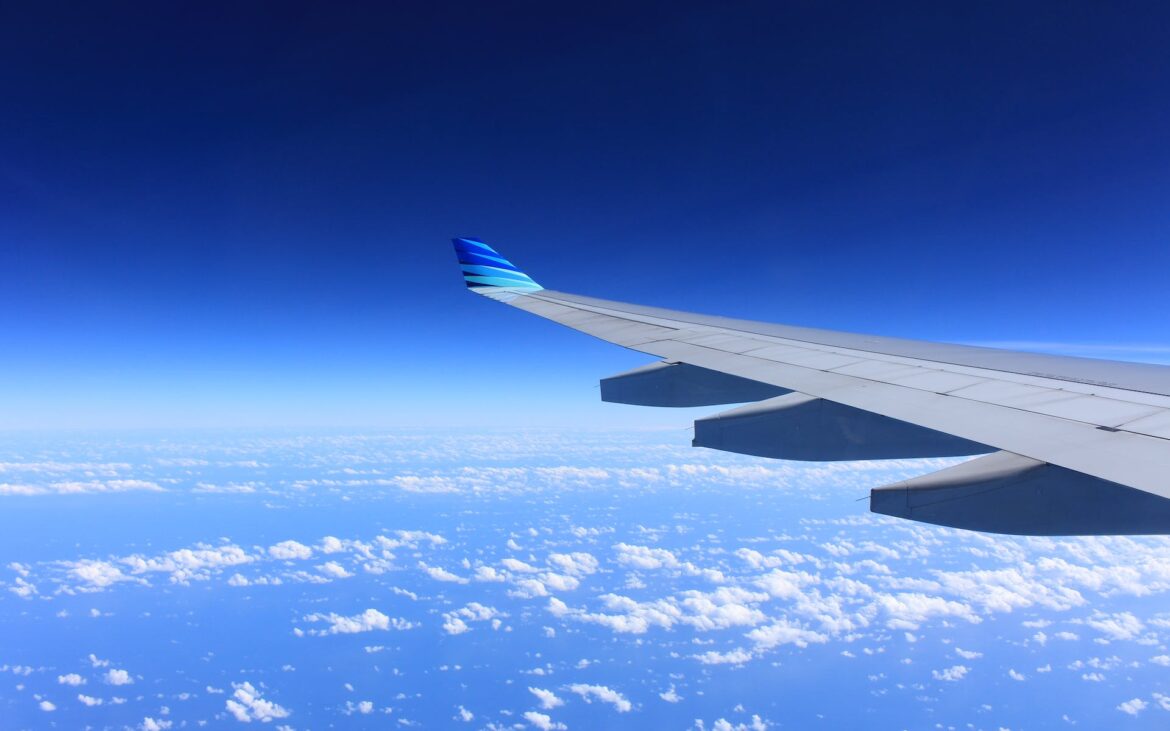 De ce oamenii aplaudă la aterizarea avionului și în ce țări se mai regăsește acest obicei