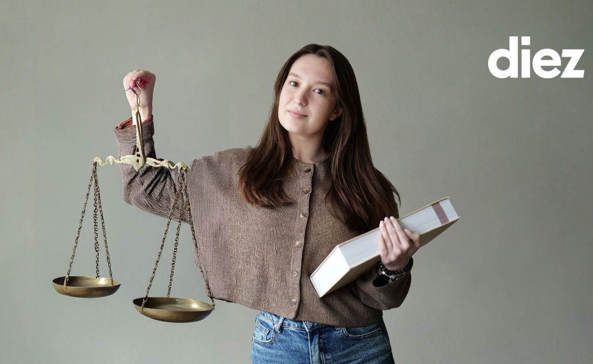Burse în valoare de 60.000 de dolari la Facultatea de Drept a Universității Harvard. Absolvenții în Drept sunt invitați să aplice